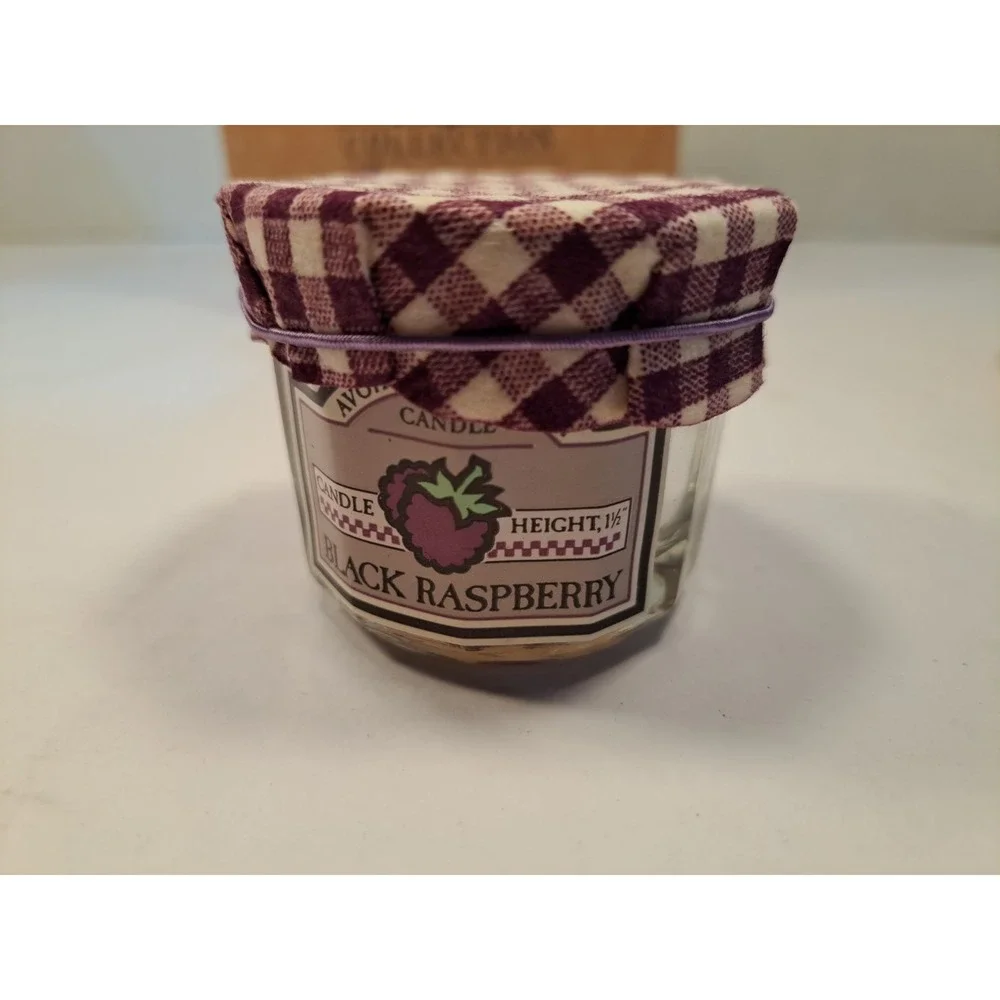 Vintage Avon Spring Bloom Wreath and Raspberry Candle Lot Cute Country Kitchen